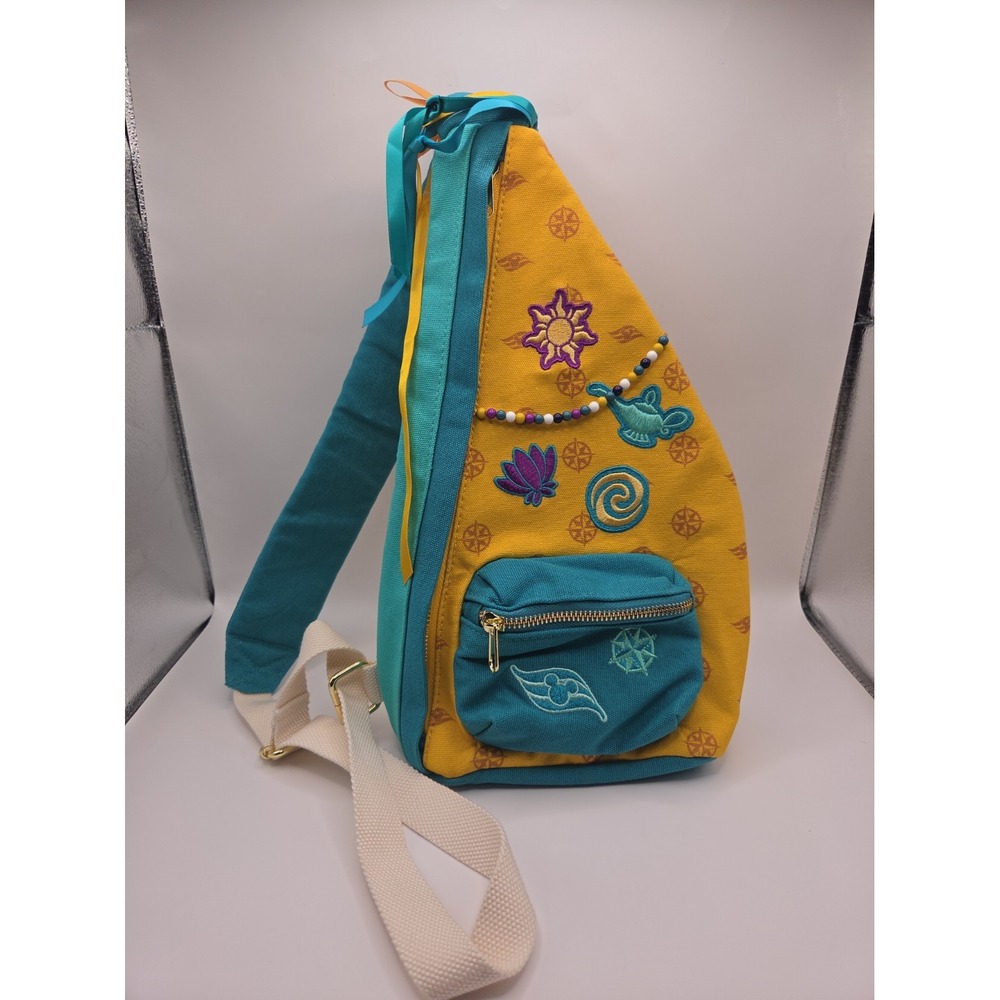 Disney Treasure Cruise Line Adventure Tea Sling Bag Moana Aladdin